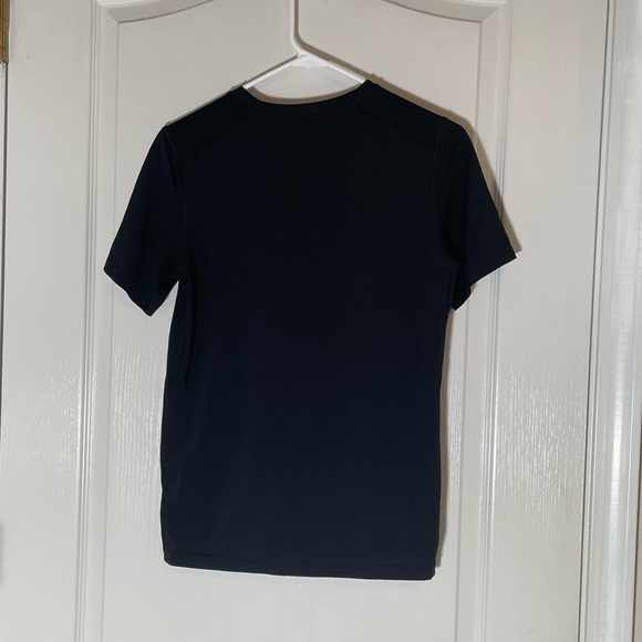 Niki black Dri-Fit tee size XL - Picture 2 of 4